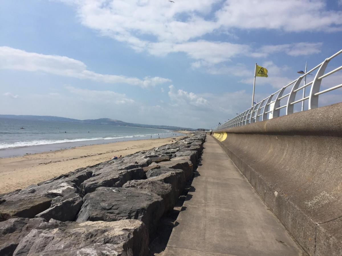 Beach Break Aberavon Holiday Home By The Sea 포트탤벗 외부 사진